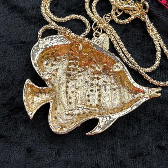 Betsey Johnson Blue Stripe Rainbow Fish Rhinestone Pendant Necklace - Picture 3 of 4